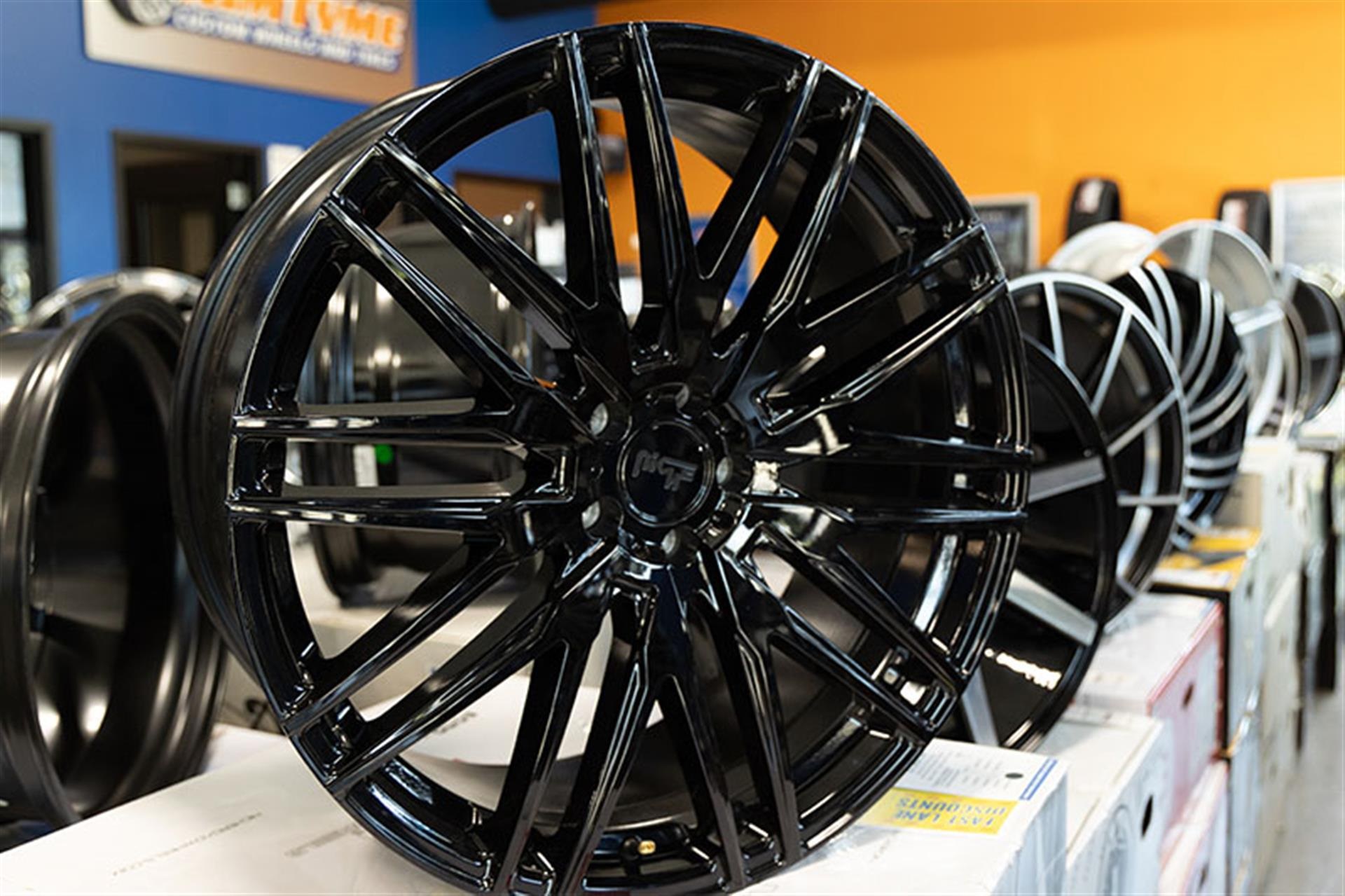 Custom Wheels And Tires